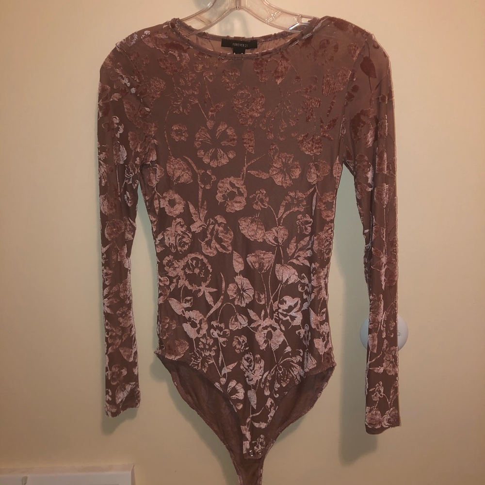 Forever 21 Velvet Floral Long Sleeve Bodysuit - Picture 1 of 4